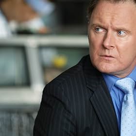 Robert Glenister